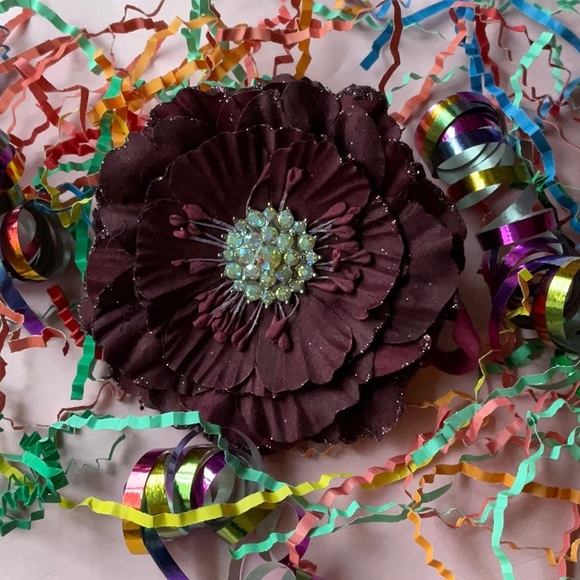 💐 TIEKS BURGUNDY FLOWER 💐 NWOT 💐 - Picture 13 of 16